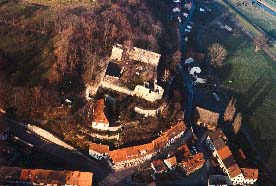 Burgruine Salzderhelden im Leinetal bei Einbeck, Ldkr. Northeim